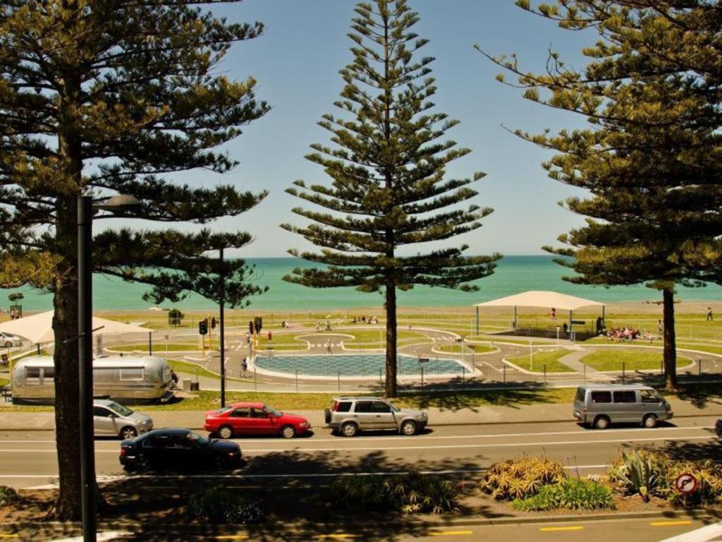Beachfront Motel Napier Buitenkant foto