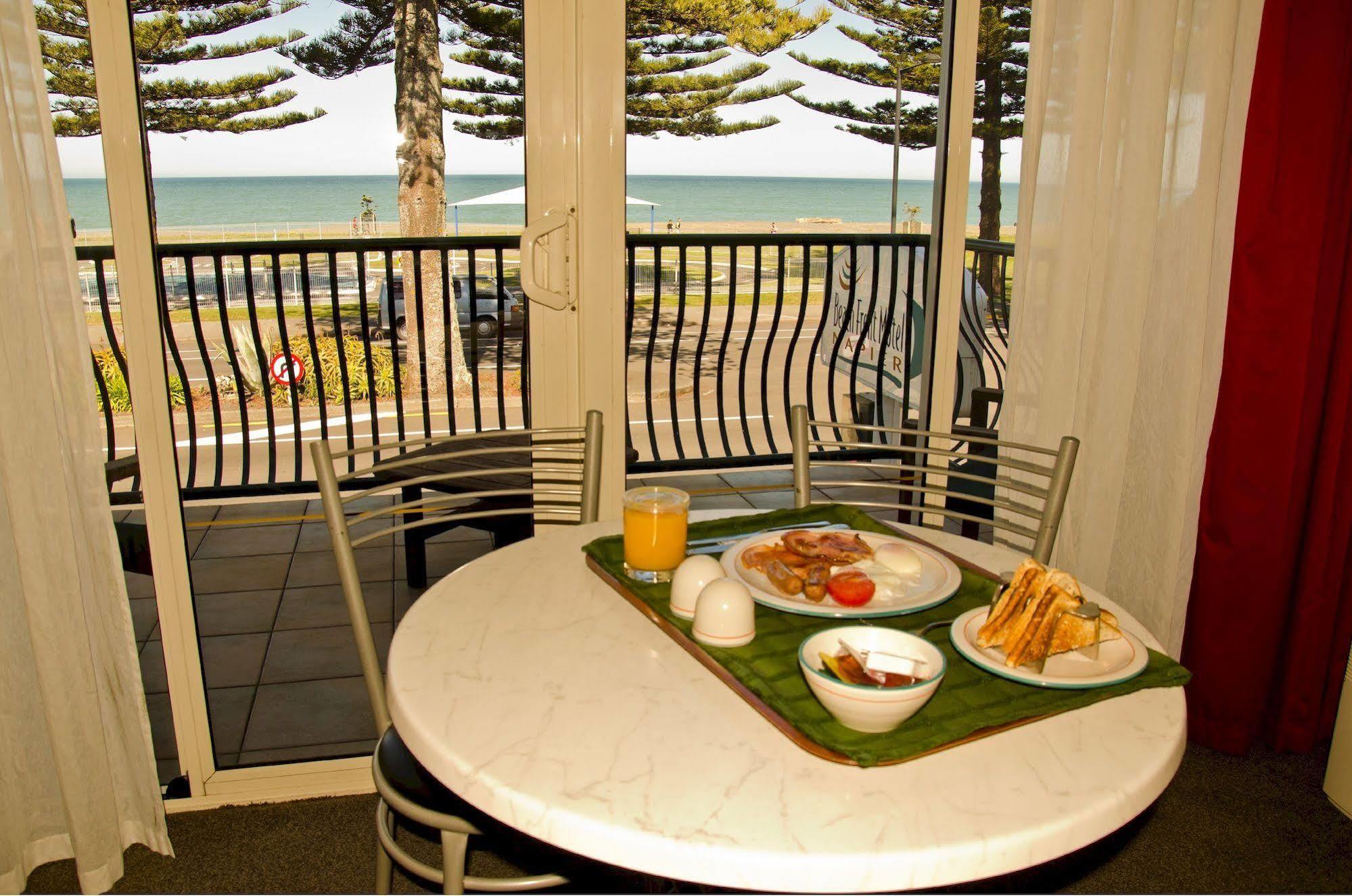Beachfront Motel Napier Buitenkant foto