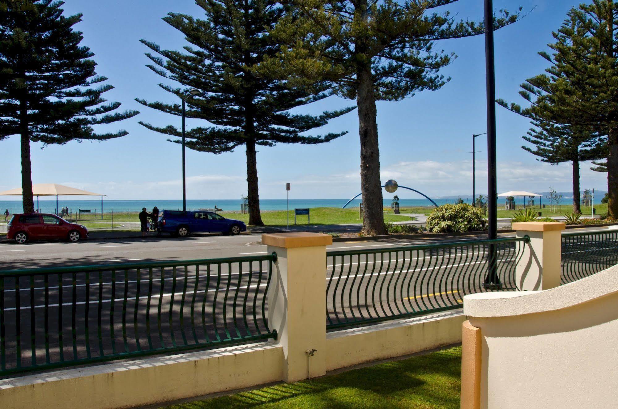 Beachfront Motel Napier Buitenkant foto